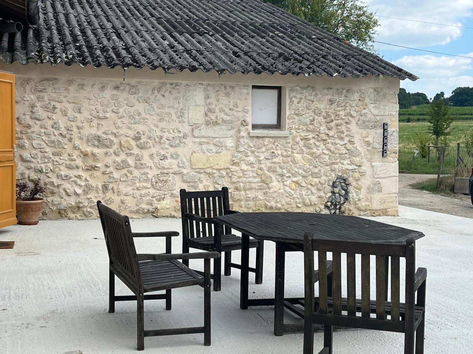 Hotel Fantastic Petit Beauval à Saint-Sulpice-et-Cameyrac Extérieur photo